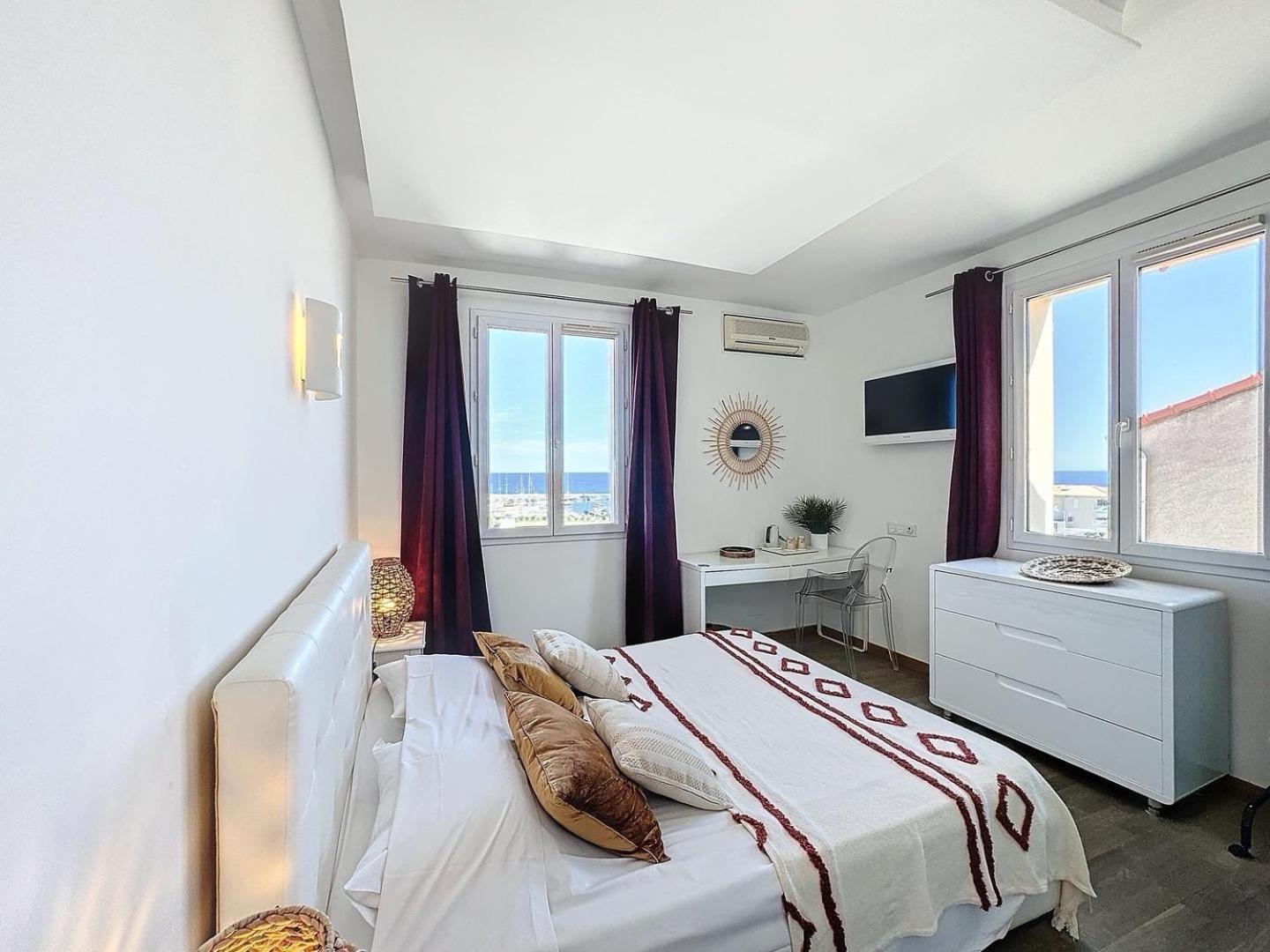 Hotel Les 3 Terrasses Sari-Solenzara Esterno foto